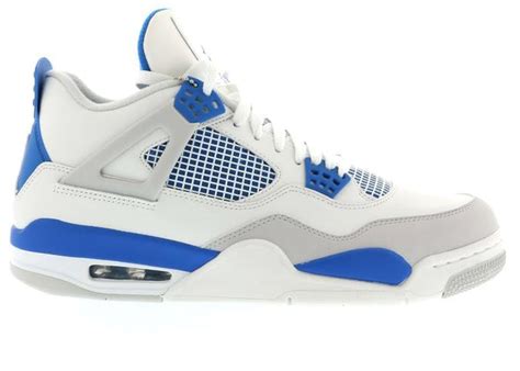 Kaufe und verkaufe Jordan 4 Sneakers 